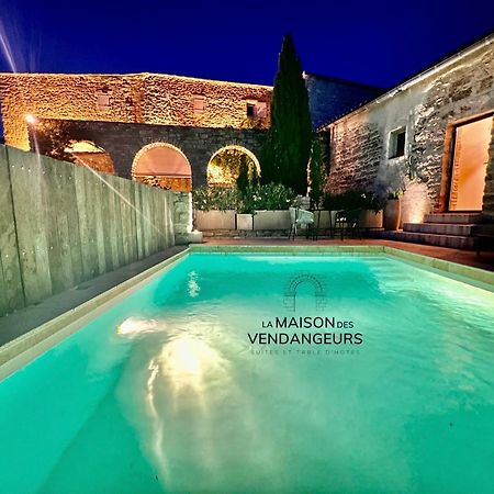 La Maison Des Vendangeurs - Table D'Hotes Le Soir Du Jeudi Au Dimanche- Jacuzzi - Balneo Spa - Acces Piscine Pour Toutes Les Chambres Sauf Studio Coquet- Piscine De Mai A Mi-Octobre Martignargues Εξωτερικό φωτογραφία