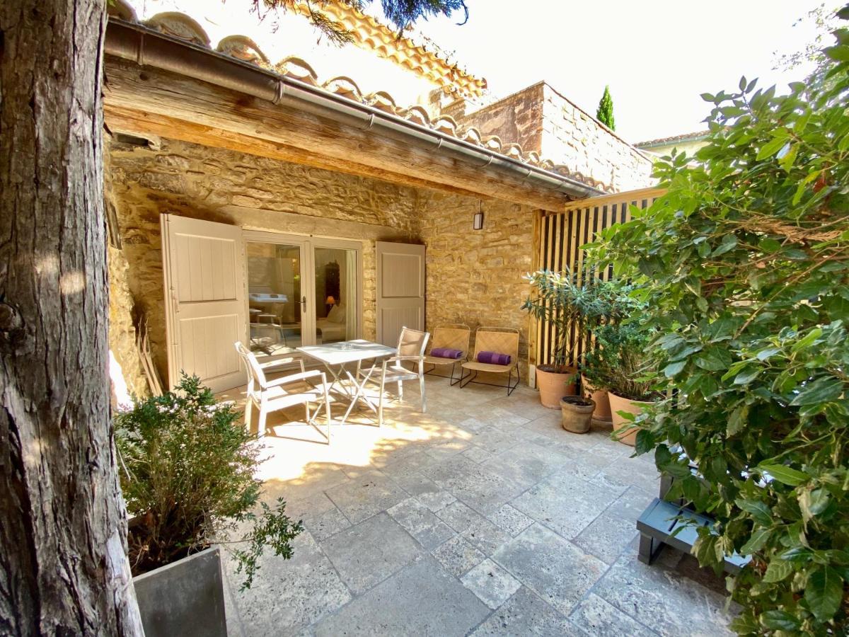 La Maison Des Vendangeurs - Table D'Hotes Le Soir Du Jeudi Au Dimanche- Jacuzzi - Balneo Spa - Acces Piscine Pour Toutes Les Chambres Sauf Studio Coquet- Piscine De Mai A Mi-Octobre Martignargues Εξωτερικό φωτογραφία