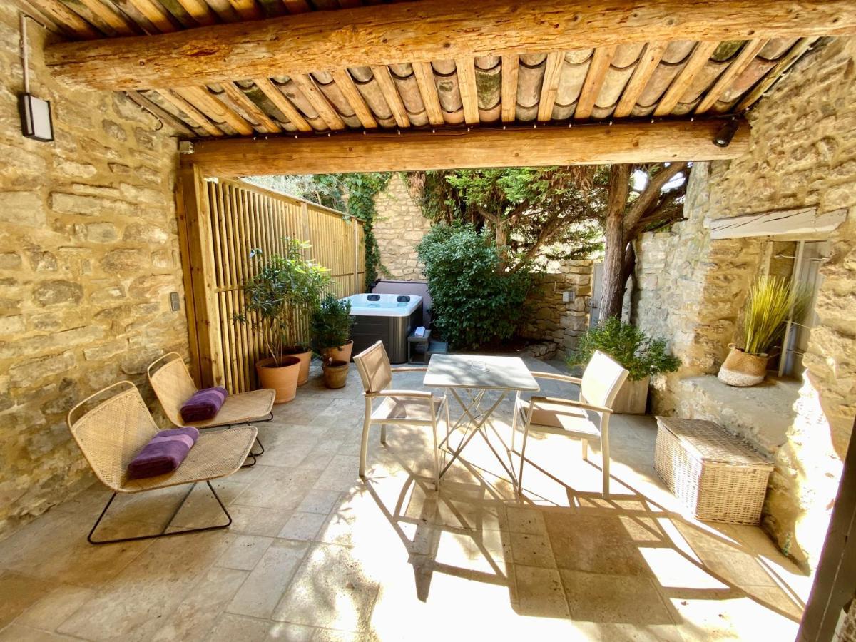 La Maison Des Vendangeurs - Table D'Hotes Le Soir Du Jeudi Au Dimanche- Jacuzzi - Balneo Spa - Acces Piscine Pour Toutes Les Chambres Sauf Studio Coquet- Piscine De Mai A Mi-Octobre Martignargues Εξωτερικό φωτογραφία